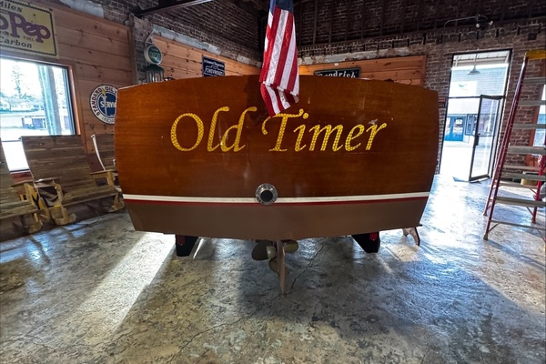 Old Timer 25ft Chris Craft Yacht For Sale