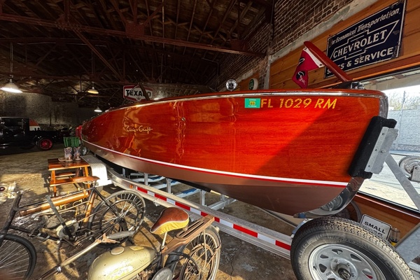 Old Timer 25ft Chris Craft Yacht For Sale