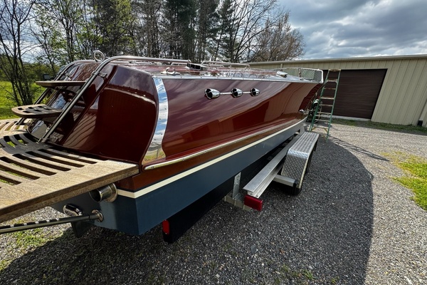 Cheers 28ft Hacker Craft Yacht For Sale