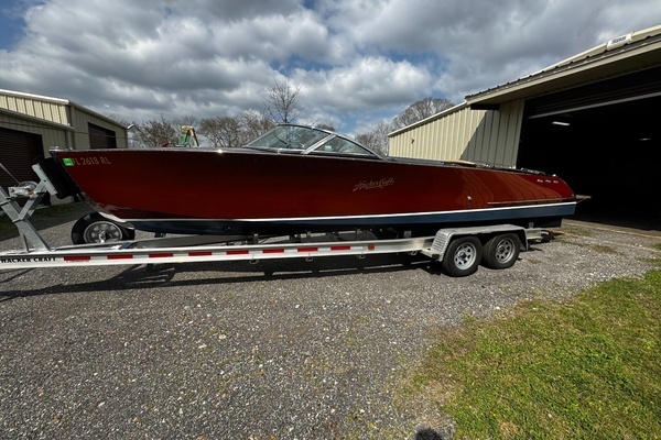 28-ft-Hacker-Craft-2016-Sport Coupe-Cheers Rome Georgia United States  yacht for sale