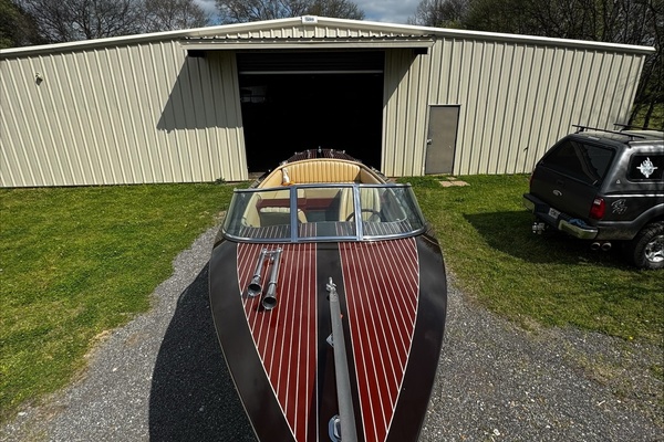 Cheers 28ft Hacker Craft Yacht For Sale