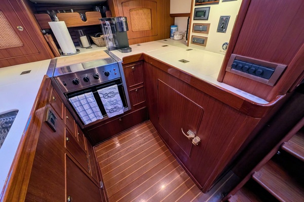Good Ship 55ft Little Harbor Yacht For Sale