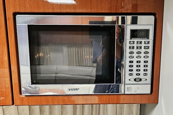 WHY KNOT 37ft Formula Yacht For Sale