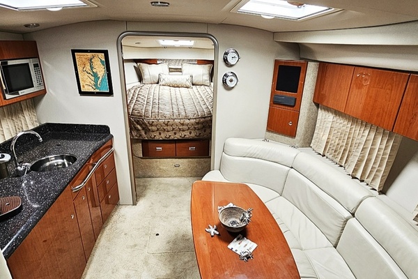 WHY KNOT 37ft Formula Yacht For Sale