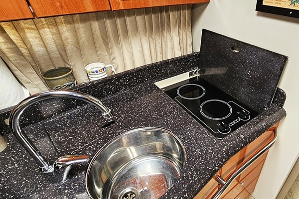 WHY KNOT 37ft Formula Yacht For Sale