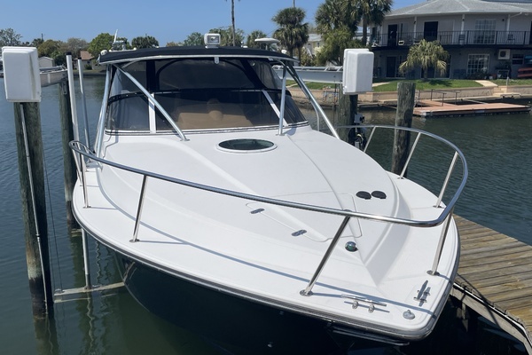 Photo of the 2006 Fountain 33SFC