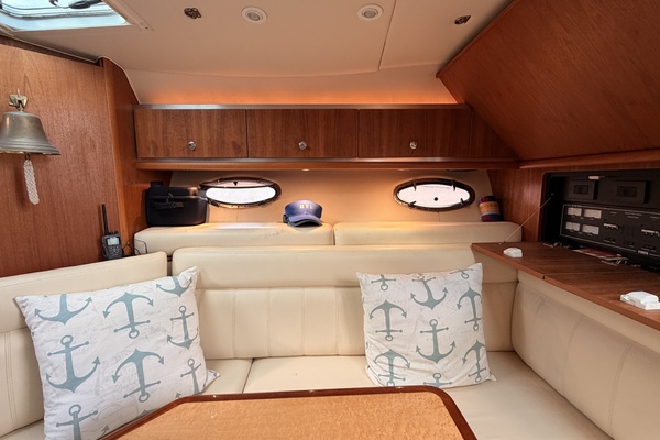 Blue Eyes 32ft Tiara Yachts Yacht For Sale