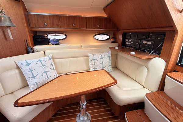 Blue Eyes 32ft Tiara Yachts Yacht For Sale