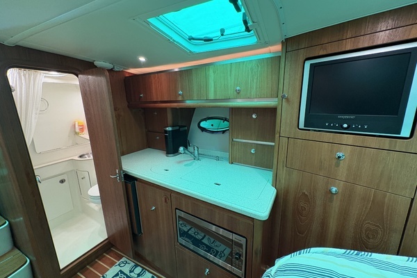 2007 Tiara Yachts 32