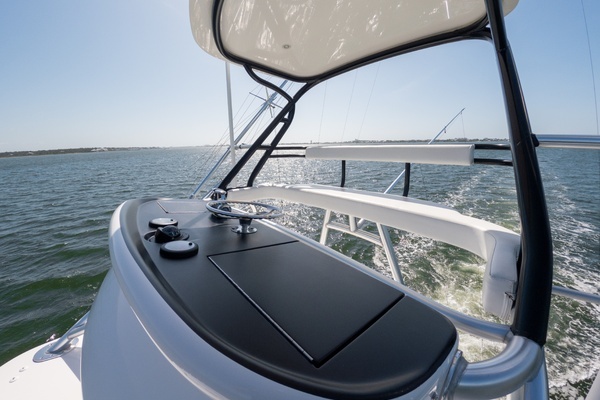 2018 Viking 52
