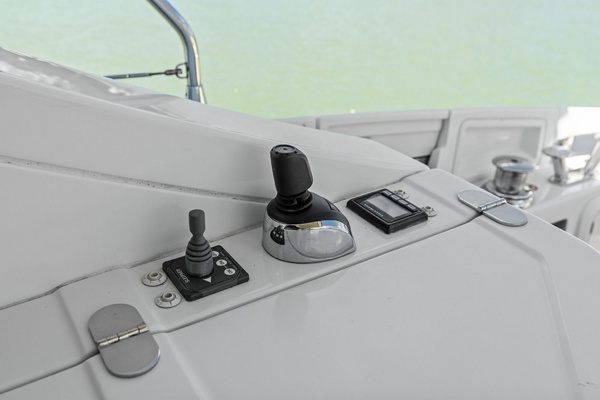 2015 Azimut 55