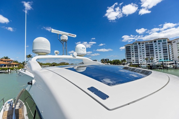 RADIO WAVES 55ft Azimut Yacht For Sale