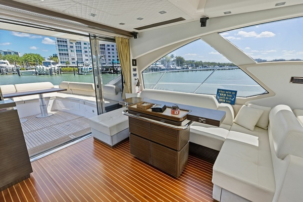 2015 Azimut 55