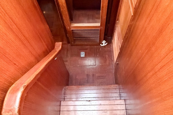 Jefferson Marquesa 52 Yacht For Sale