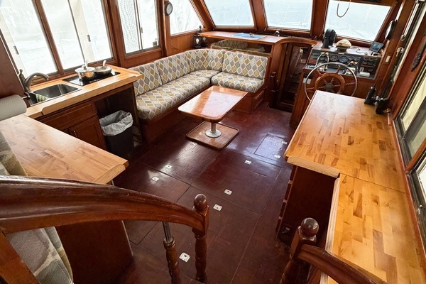 Jefferson Marquesa 52 Yacht For Sale