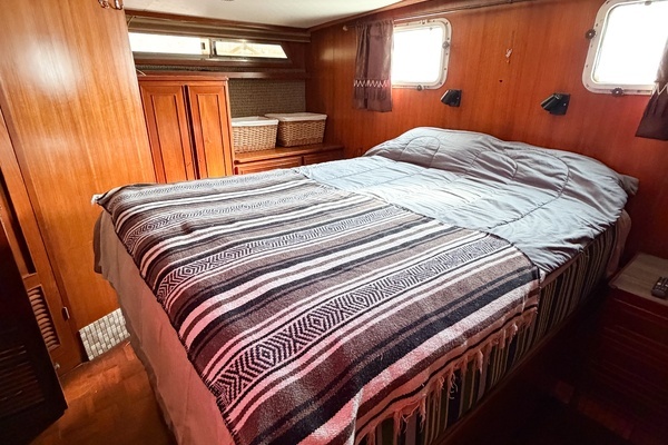 Jefferson Marquesa 52 Yacht For Sale