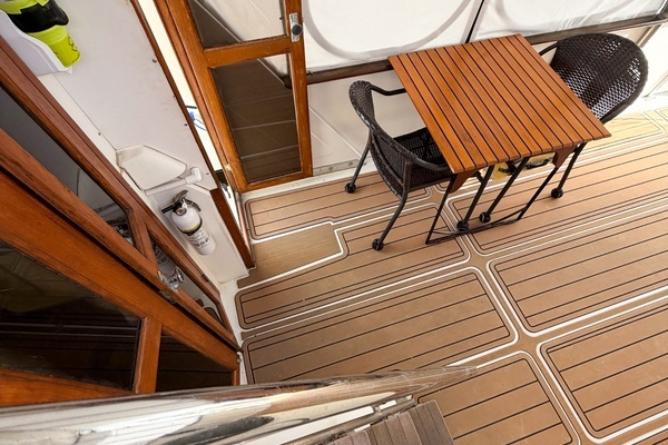 Jefferson Marquesa 52 Yacht For Sale