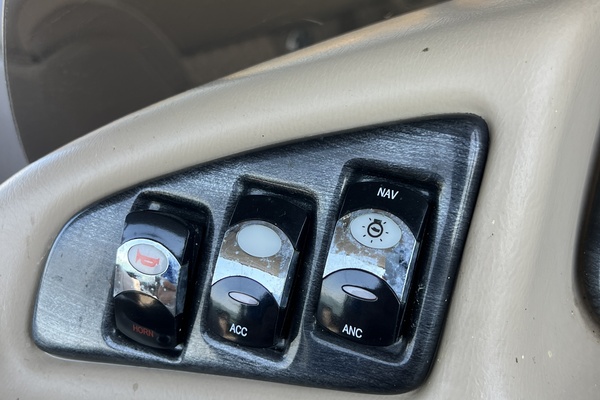 21ft Bennington Yacht For Sale