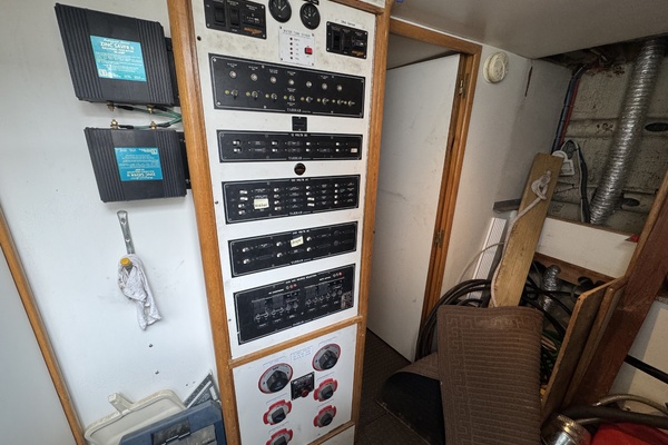 77ft Tarrab Yacht For Sale