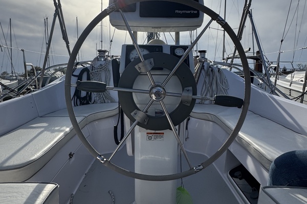 Starfire 31ft Catalina Yacht For Sale