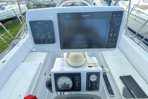 Starfire 31ft Catalina Yacht For Sale