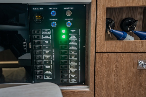 WOLF 32ft Galeon Yacht For Sale