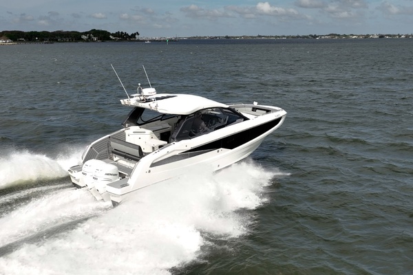 WOLF 32ft Galeon Yacht For Sale