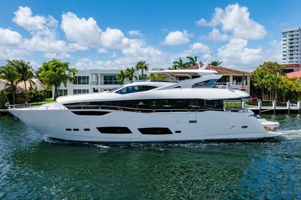 2019 Sunseeker 95