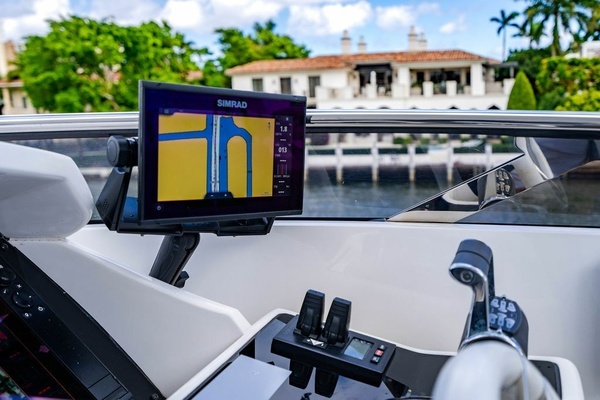 2019 Sunseeker 95
