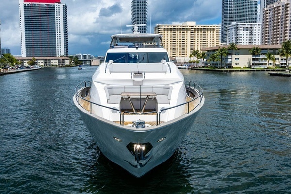 2019 Sunseeker 95