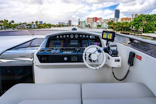 2019 Sunseeker 95