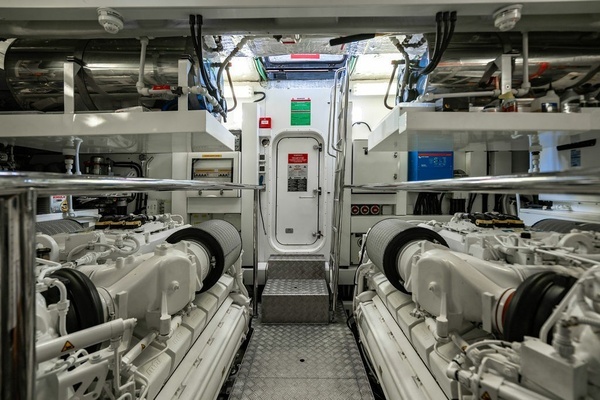 2019 Sunseeker 95