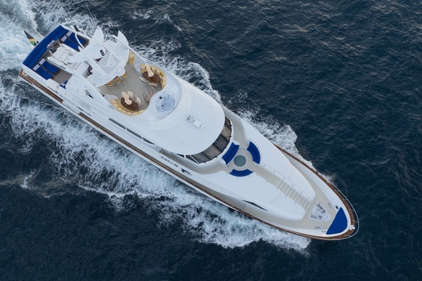 2001 Crescent 127