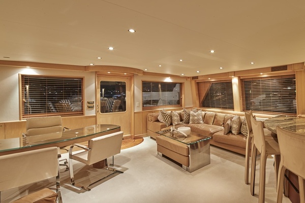 FAVOR 127ft Crescent Yacht For Sale