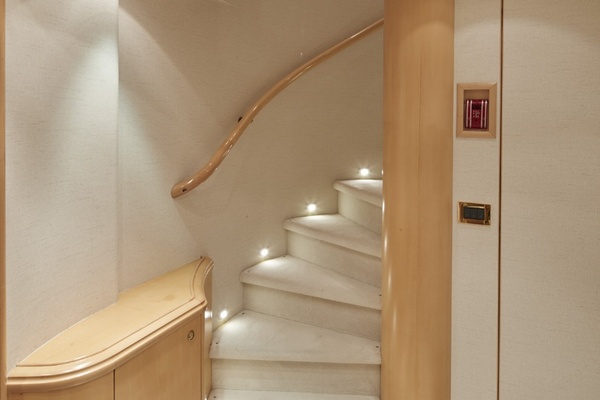 FAVOR 127ft Crescent Yacht For Sale