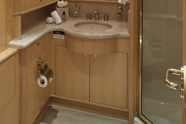 FAVOR 127ft Crescent Yacht For Sale