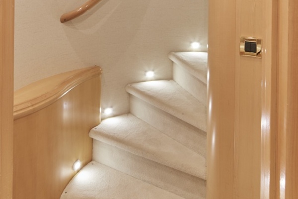 FAVOR 127ft Crescent Yacht For Sale