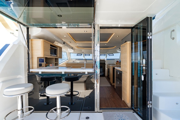 44ft Aquila Yacht For Sale