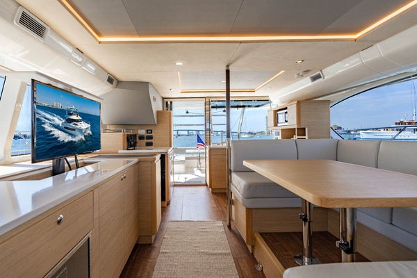44ft Aquila Yacht For Sale