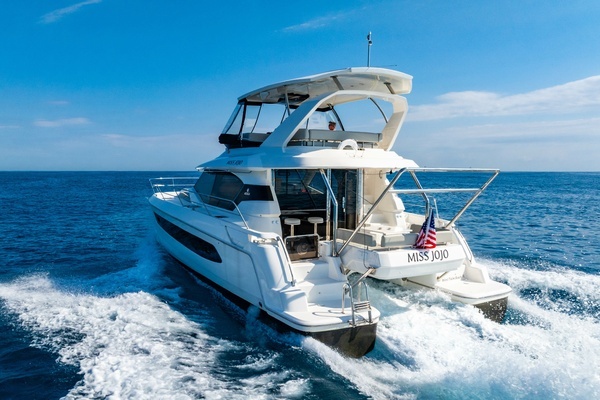 Photo of the 2024 Aquila 44 Yacht