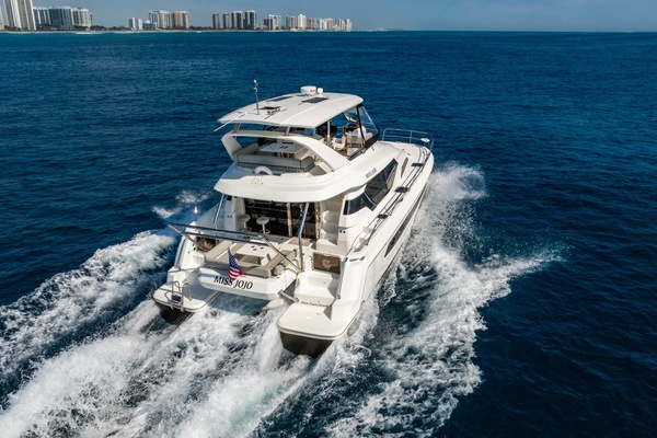 44ft Aquila Yacht For Sale