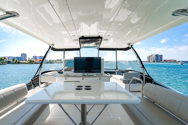 44ft Aquila Yacht For Sale