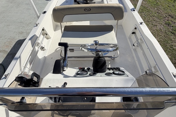 Photo of the 2014 Key West 1720 Sportsman