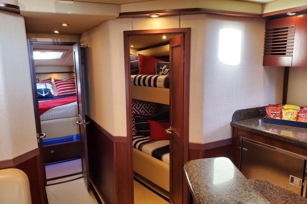 Changing Seas 60ft Sea Ray Yacht For Sale