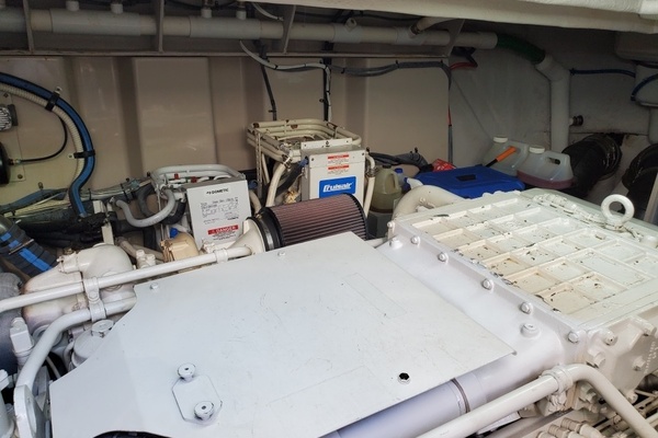 Changing Seas 60ft Sea Ray Yacht For Sale