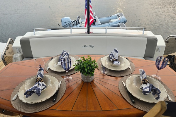 Changing Seas 60ft Sea Ray Yacht For Sale