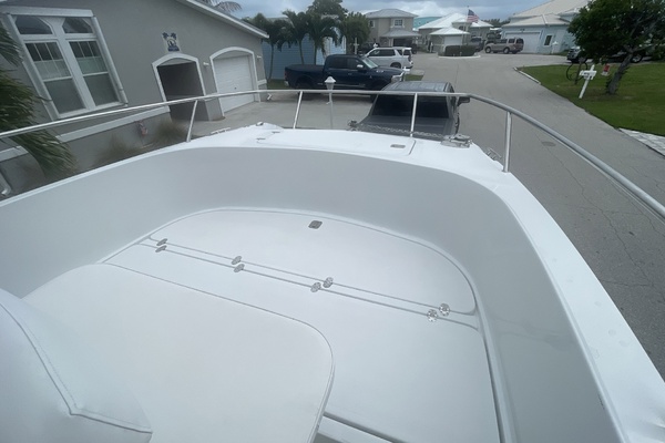 26ft Glacier Bay Yacht For Sale