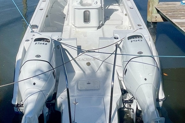 26ft Glacier Bay Yacht For Sale