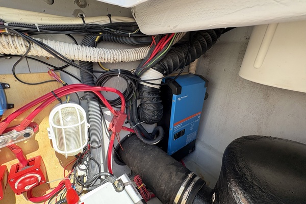 Solitude 41ft Meridian Yacht For Sale