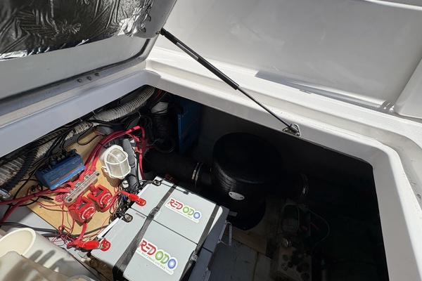 Solitude 41ft Meridian Yacht For Sale